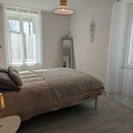 Maison En Pierres Renovee Avec Jardin, Terrasse, 3 Chambres, Proche Village, Nature Paisible, Equipements Complets - Fr-1-653-187 *