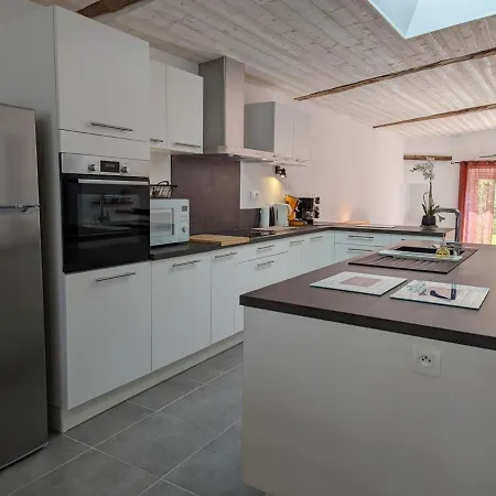 Maison En Pierres Rénovée Avec Jardin, Terrasse, 3 Chambres, Proche Village, Nature Paisible, équipements Complets - Fr-1-653-187 Casa di campagna Montboyer