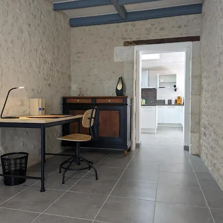 Maison En Pierres Rénovée Avec Jardin, Terrasse, 3 Chambres, Proche Village, Nature Paisible, équipements Complets - Fr-1-653-187 Casa di campagna *