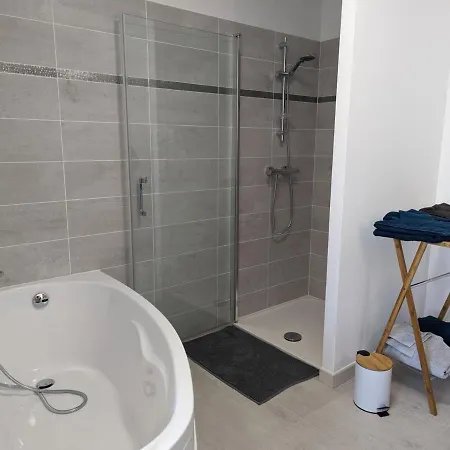 Maison En Pierres Rénovée Avec Jardin, Terrasse, 3 Chambres, Proche Village, Nature Paisible, équipements Complets - Fr-1-653-187 Casa di campagna Montboyer