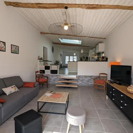 Maison En Pierres Renovee Avec Jardin, Terrasse, 3 Chambres, Proche Village, Nature Paisible, Equipements Complets - Fr-1-653-187 Дом отдыха Montboyer