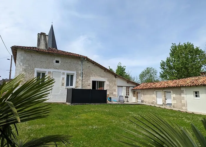 Prázdninový dům Maison En Pierres Renovee Avec Jardin, Terrasse, 3 Chambres, Proche Village, Nature Paisible, Equipements Complets - Fr-1-653-187