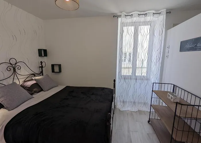 Prázdninový dům Maison En Pierres Renovee Avec Jardin, Terrasse, 3 Chambres, Proche Village, Nature Paisible, Equipements Complets - Fr-1-653-187