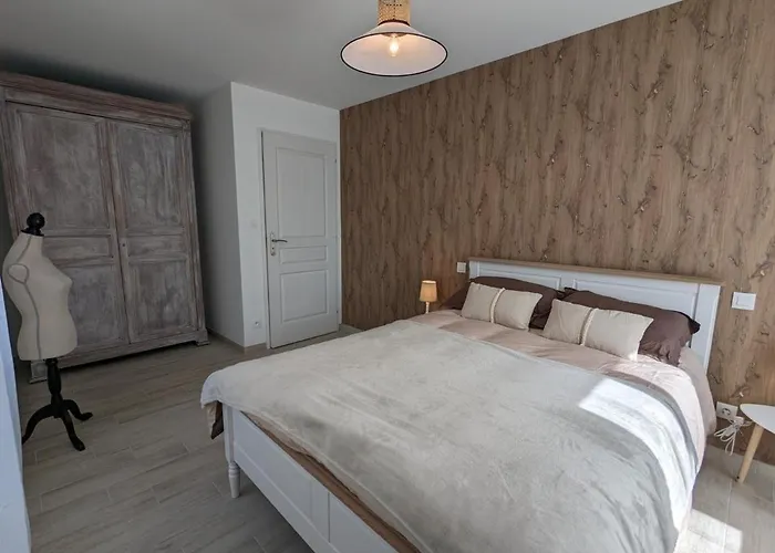 Prázdninový dům Maison En Pierres Renovee Avec Jardin, Terrasse, 3 Chambres, Proche Village, Nature Paisible, Equipements Complets - Fr-1-653-187 *