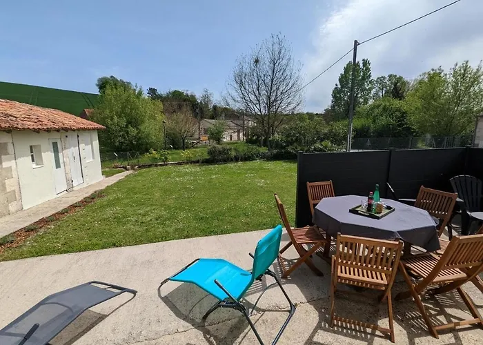 Maison En Pierres Renovee Avec Jardin, Terrasse, 3 Chambres, Proche Village, Nature Paisible, Equipements Complets - Fr-1-653-187 Prázdninový dům Montboyer