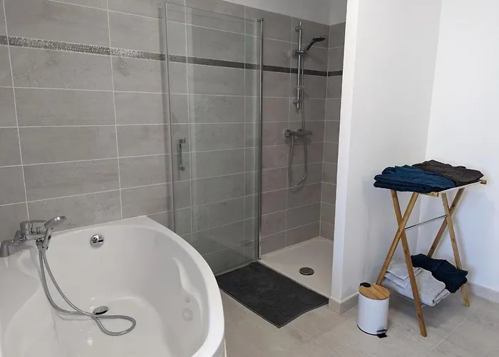 Maison En Pierres Renovee Avec Jardin, Terrasse, 3 Chambres, Proche Village, Nature Paisible, Equipements Complets - Fr-1-653-187 Prázdninový dům Montboyer