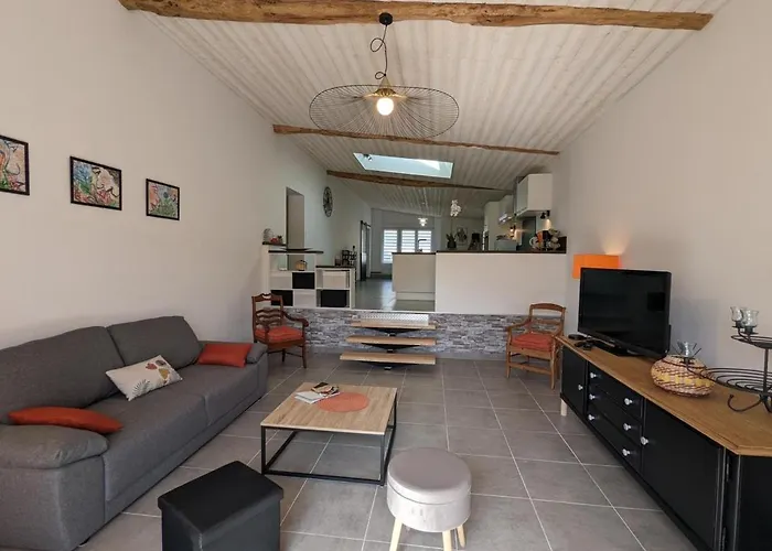 Maison En Pierres Renovee Avec Jardin, Terrasse, 3 Chambres, Proche Village, Nature Paisible, Equipements Complets - Fr-1-653-187 Prázdninový dům Montboyer